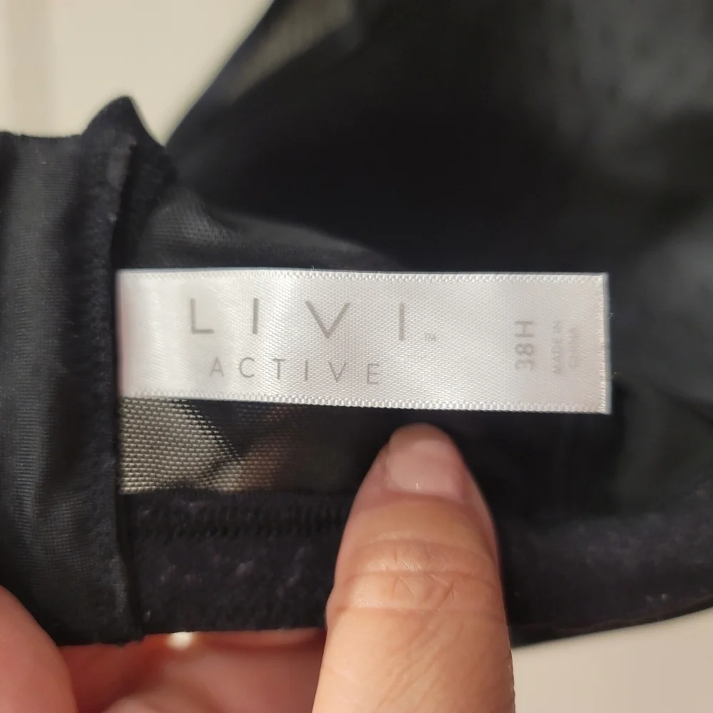 38H Black Livi Active Molded Bra No-wire Medium Impact Sport
